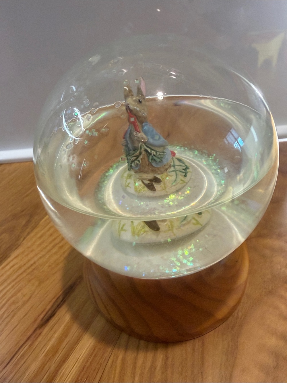 Vintage 1992 Beatrix Potter Peter Rabbit Crystl Snow Globe First Limited Edition